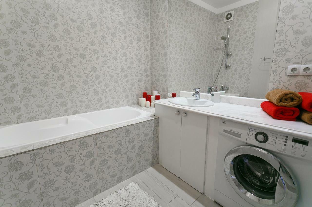 Royal Rent Minsk Apartment Exterior foto